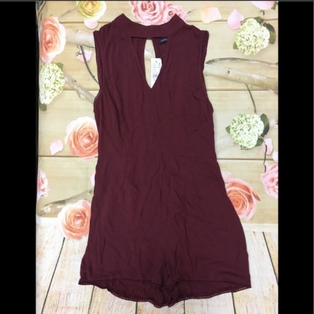 Kendall‎ & Kylie choker neck romper